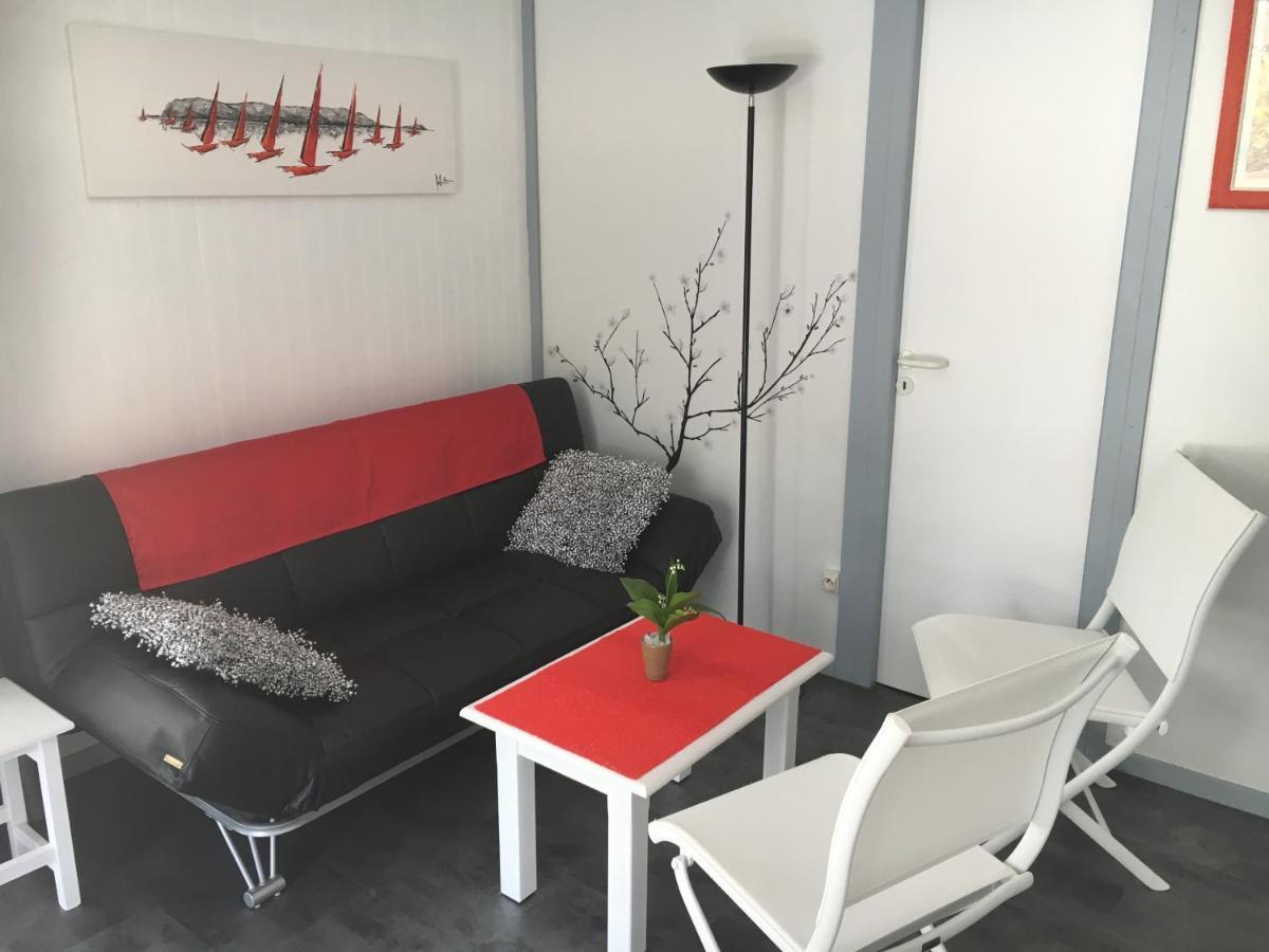 Chalet Orange Naturiste La Jenny لو بورغ المظهر الخارجي الصورة
